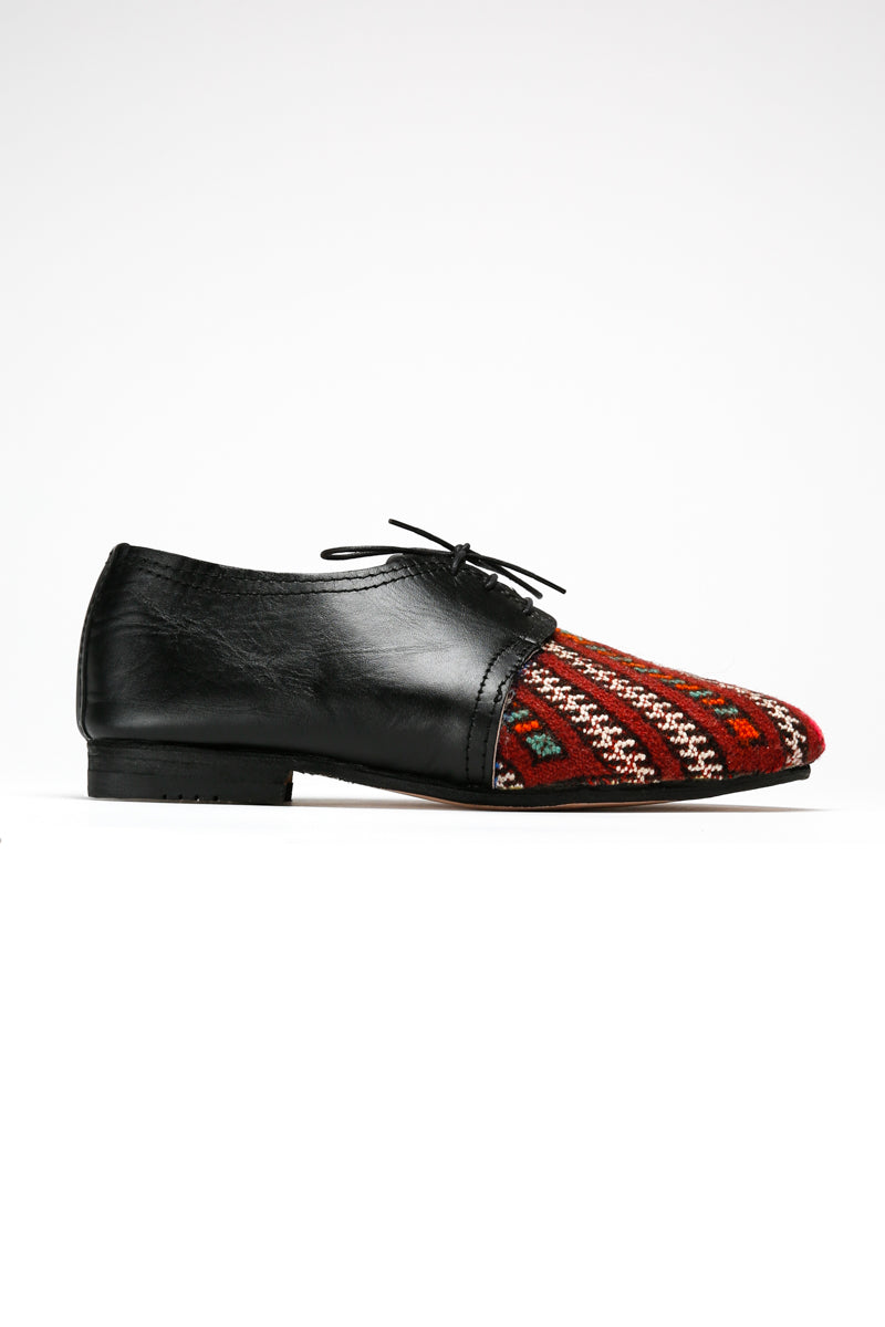 Side view Women's Rug Oxfords 25 - One-of-a-kind Vintage Moroccan Rug Shoes - Size 8.5