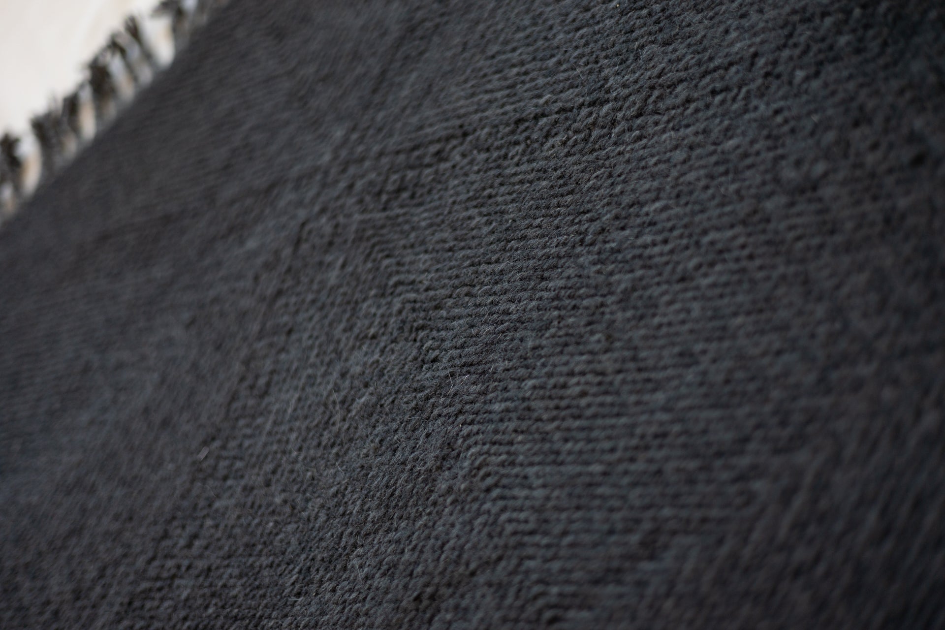 Two-Tone Grey Monochrome Zanafi Rug - 3'1 x 3'10