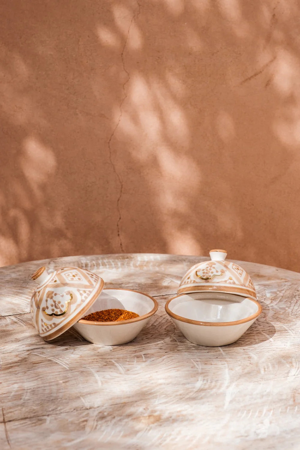 Hand-painted Zwak Ceramic Sugar Bowl with Lid - Chabi Chic - Sahara