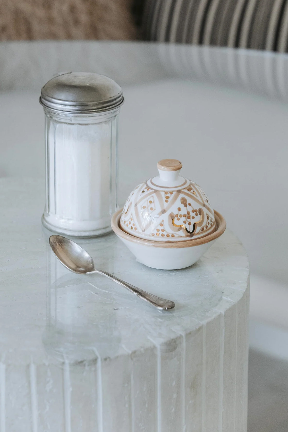 Hand-painted Zwak Ceramic Sugar Bowl with Lid - Chabi Chic - Sahara