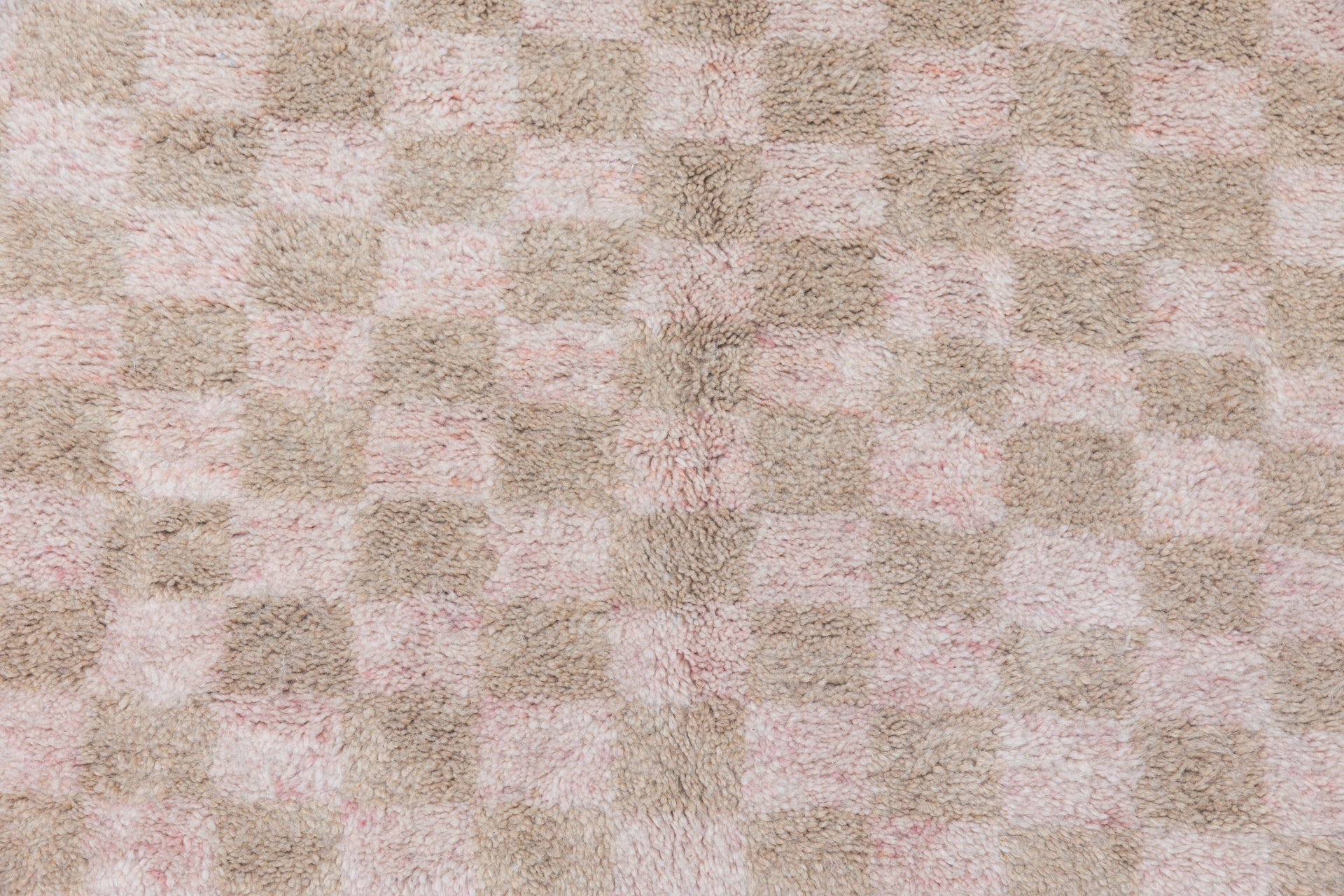 Pink + Tan Checkerboard Moroccan Rug - 4'2" x 6'5"
