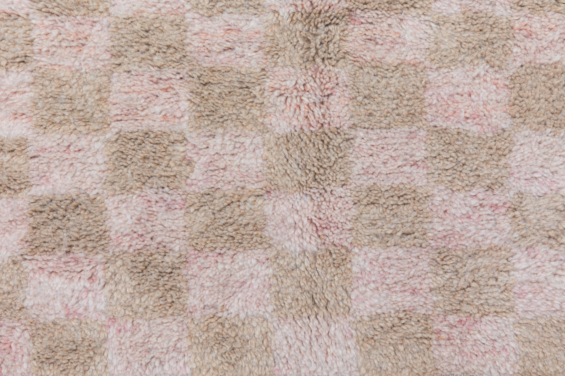 Pink + Tan Checkerboard Moroccan Rug - 4'2" x 6'5"