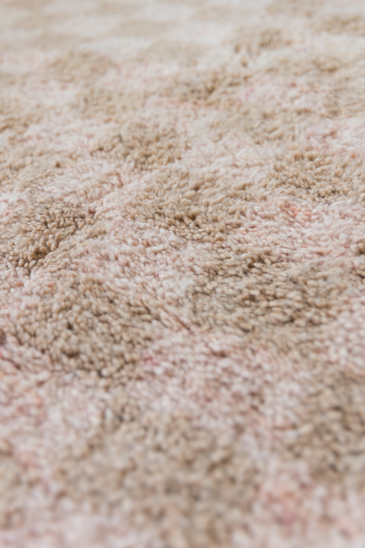 Pink + Tan Checkerboard Moroccan Rug - 4'2" x 6'5"