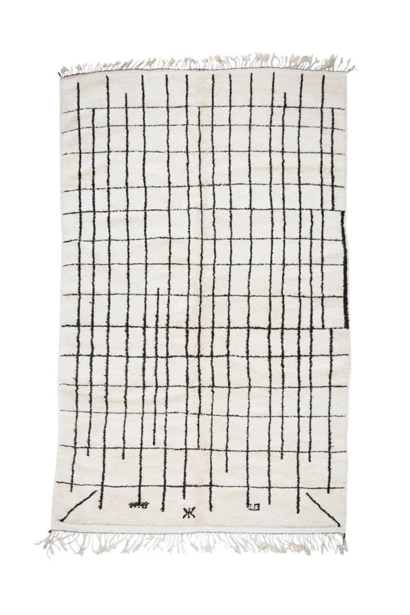 ABSTRACT GRAPH Natural White and Black Moroccan Wool Rug - 8'8" x 5'1"