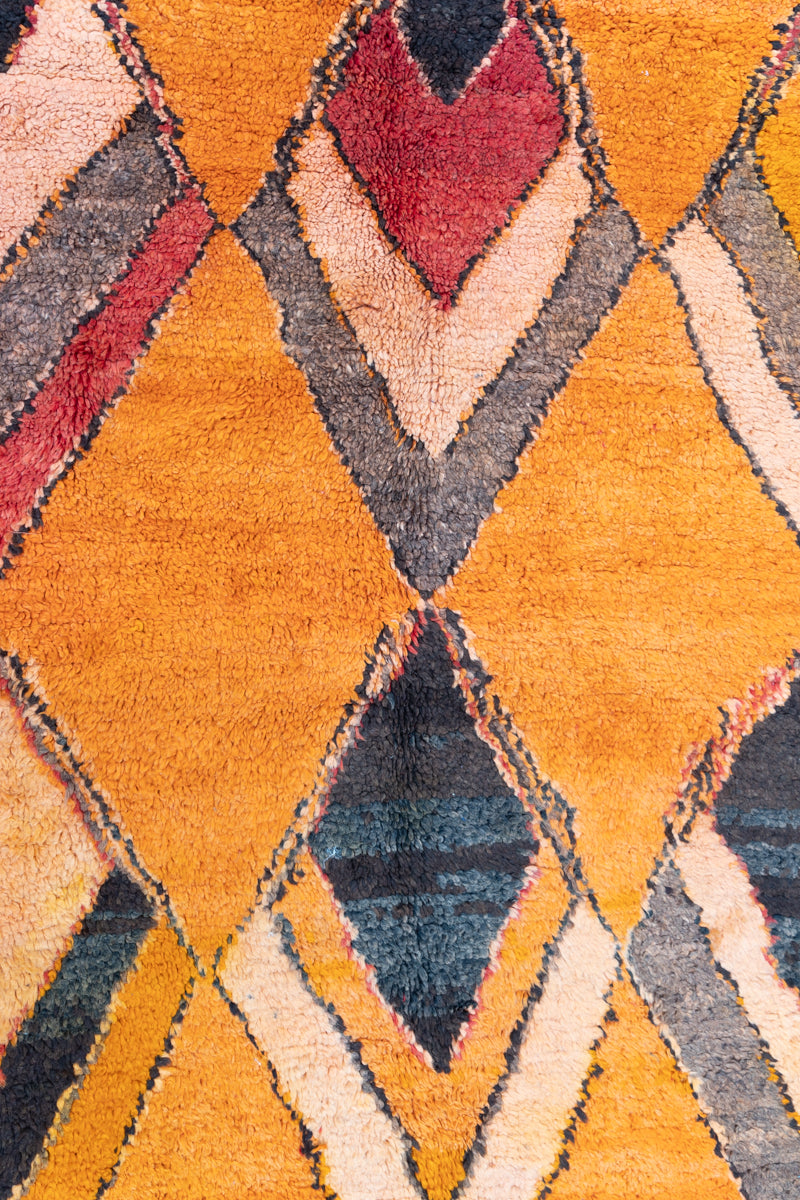 TANGERINE DREAM Vintage Moroccan Rug - 6'7 x 5'6