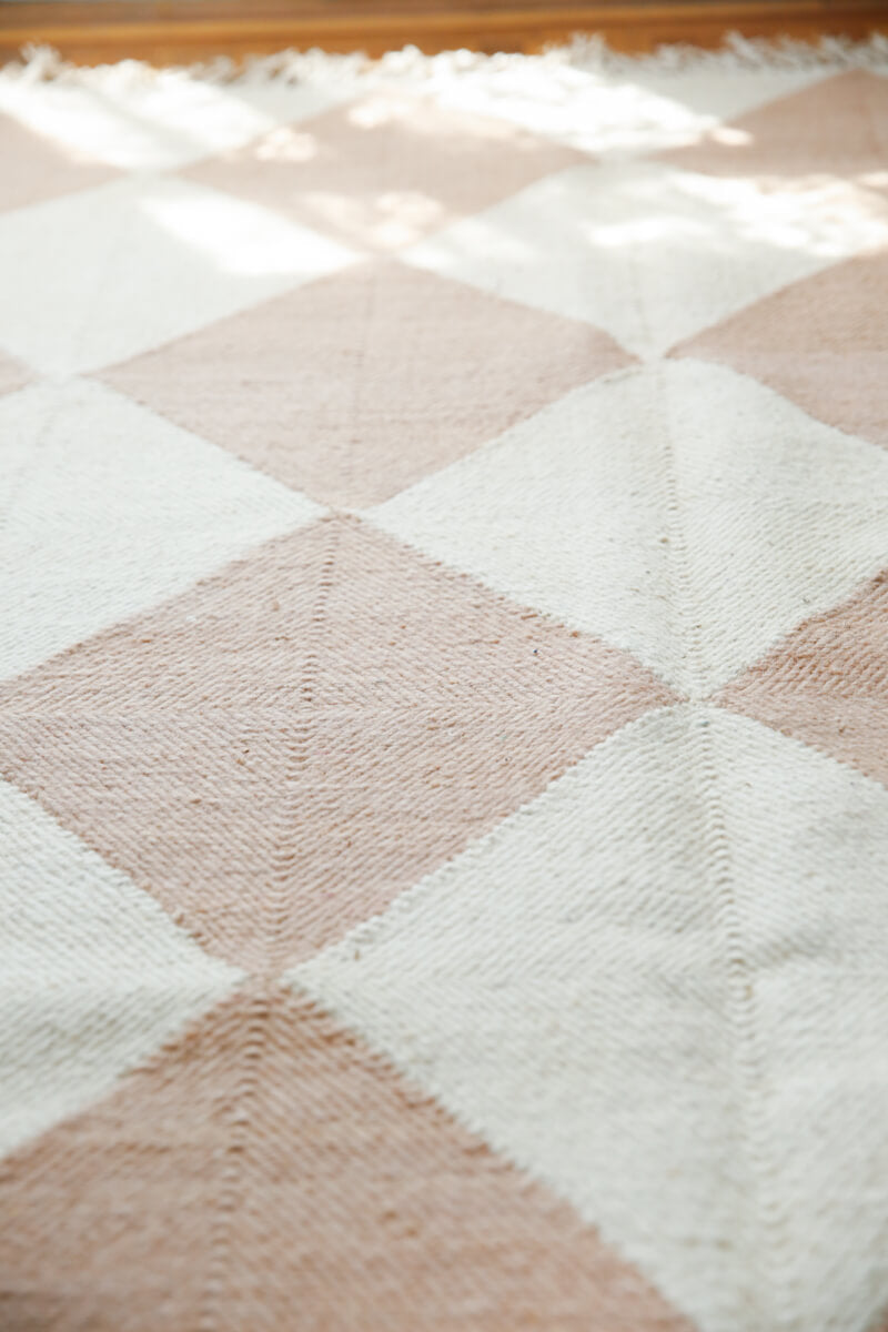 "DIAMOND" Checker Zanafi Flatweave Wool Rug (Made-to-Order) - Champagne Blush