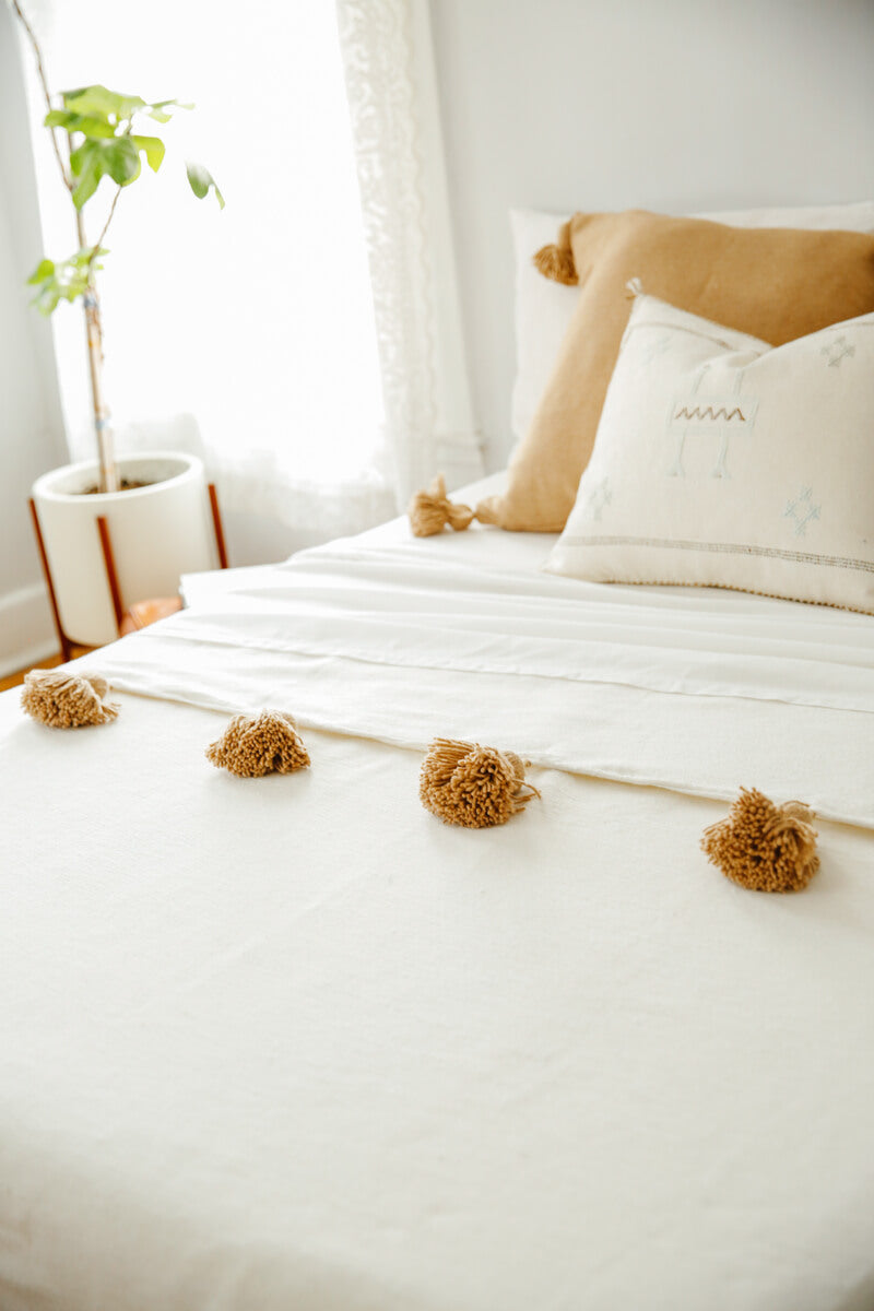 Moroccan Pom Pom Blanket - White with Beige Pom-poms