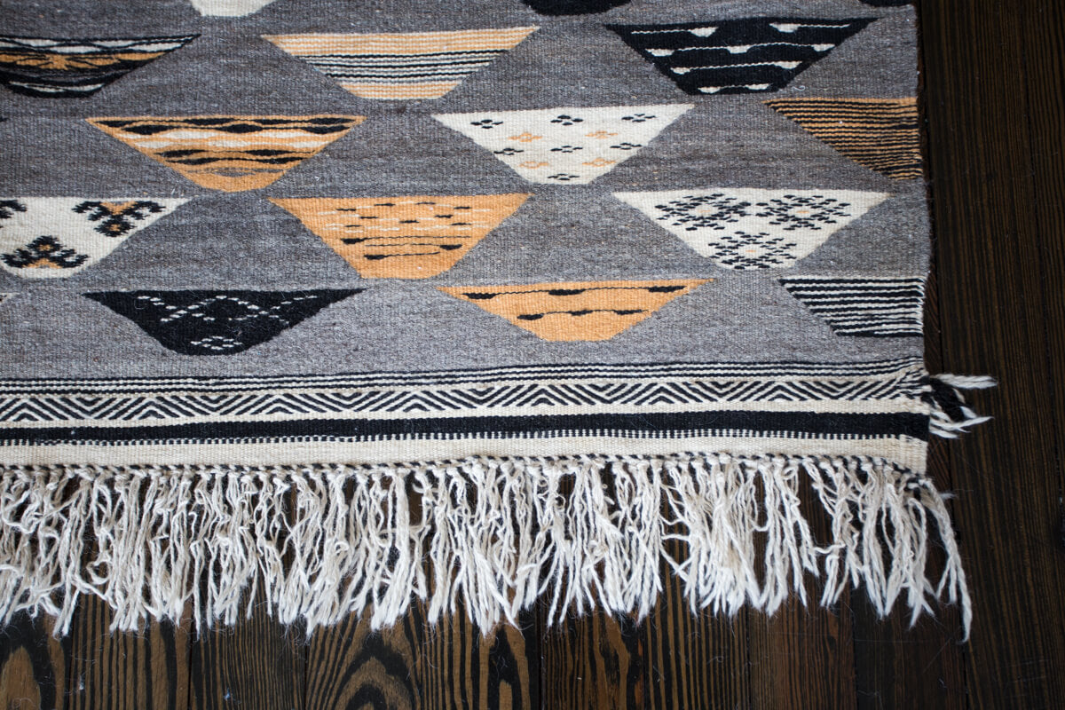 "Dunes Day" Akhnif/Zanafi Mix Contemporary Moroccan Kilim Rug - 8'6" x 5'1" ft (259x155 cm)