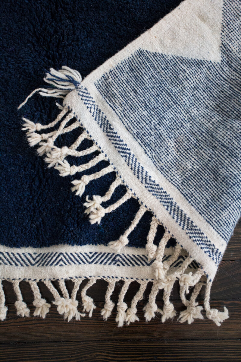"Scouts Honor" Indigo Blue and White Contemporary Moroccan Wool Rug - 7'11" x 5'6" ft (168x150 cm)