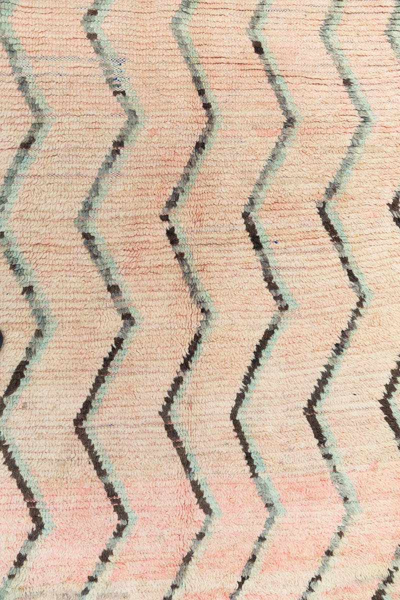 Pale Blush Pink Zig-Zag Vintage Boujaad Moroccan Runner Rug - 10&#39;8 x 3&#39;7
