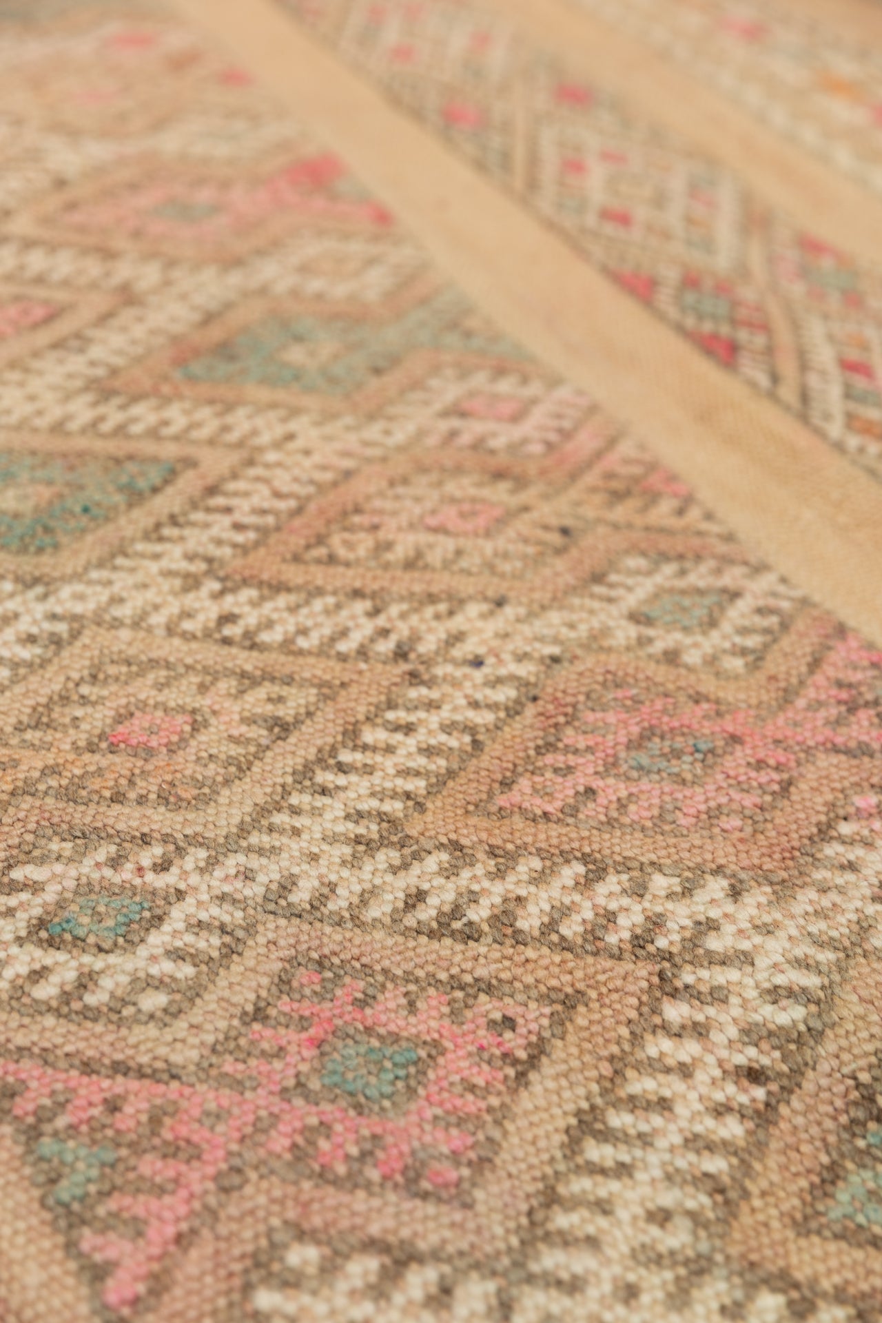 DAWN Vintage Pastel Zayane Kilim rug - 6&#39;4 x 10&#39;6&quot;