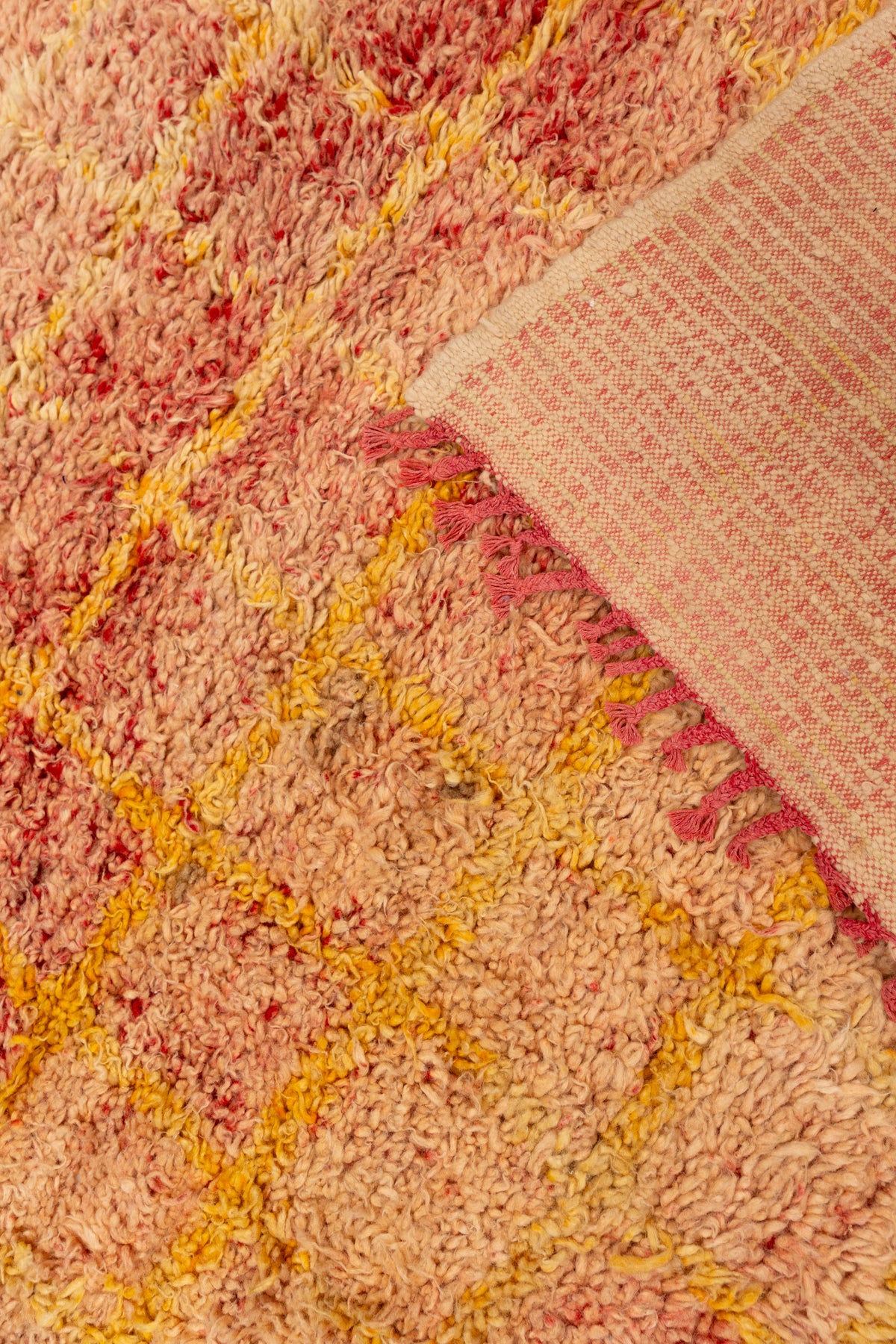 Henge Shuffle Rug MANHATTAN-HENGE Peach Vintage Shag Beni Mguild Moroccan Rug - 7'8 x 6 ...
