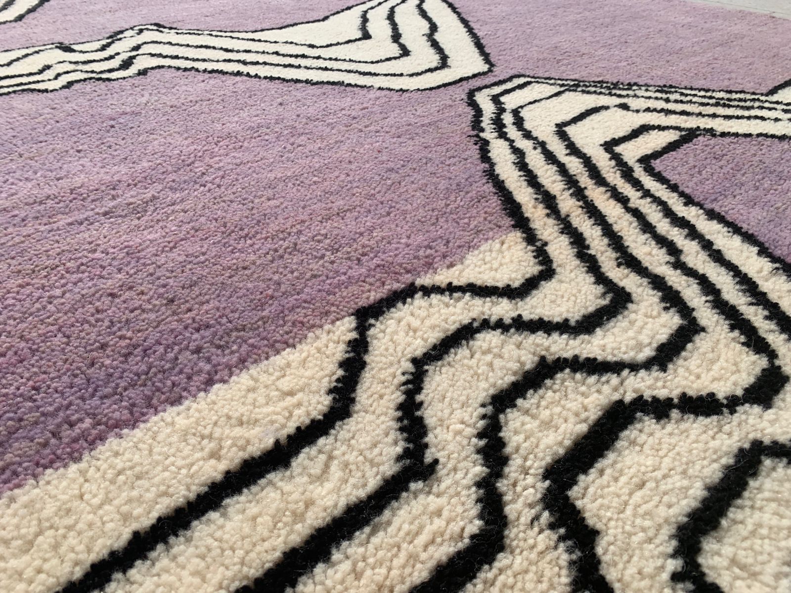SUNSCAPE Made-to-order Moroccan Wool Area Rug - Lavender