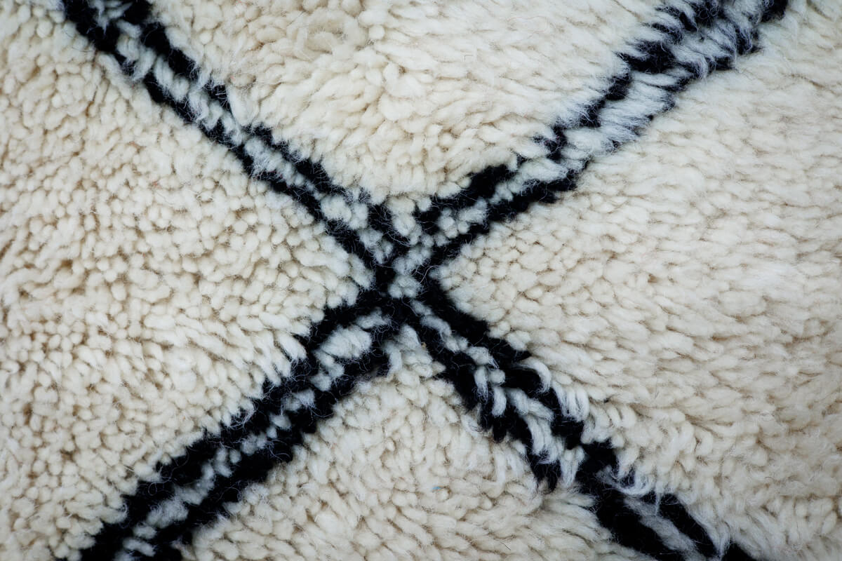 Natural White with Black Double Lattice Beni Ourain Moroccan Rug - 12&#39; x 5&#39;9&quot;