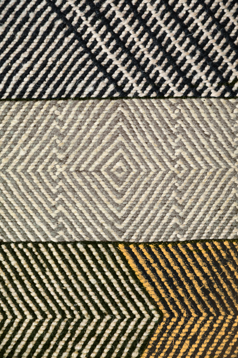 Close up Ouive Striped Chadoui Zanafi - Gold - Flatweave Moroccan Rug (Made-to-order)