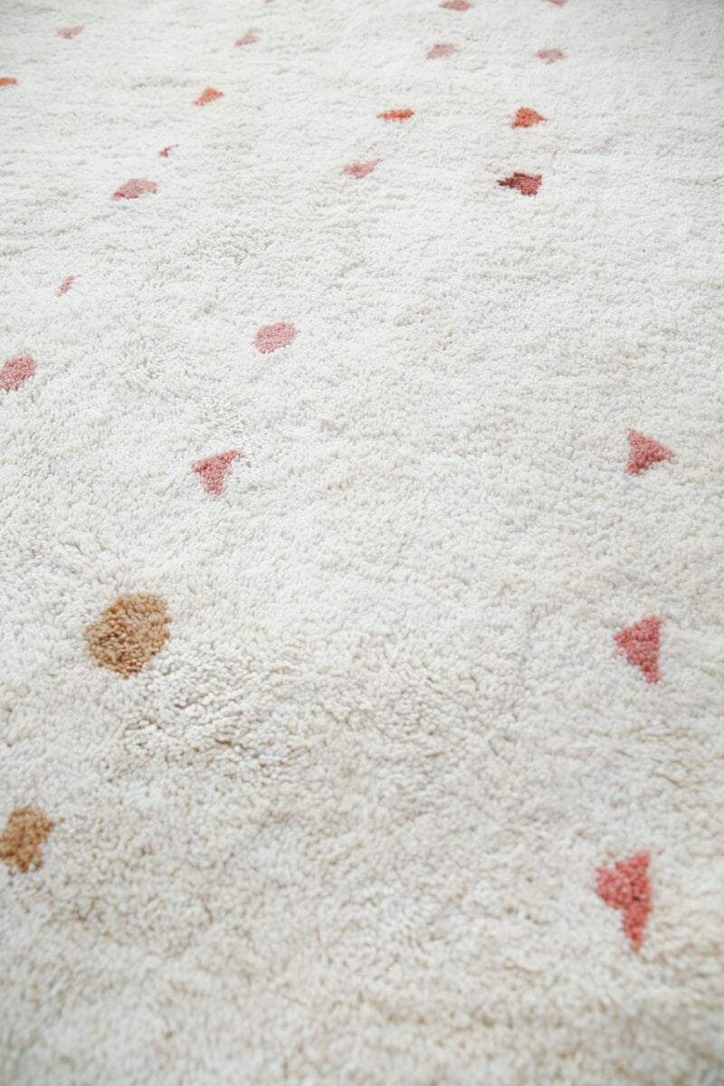 &quot;SPRING&quot; Natural White Moroccan Wool Rug With Beige, Rose, Indian Red, Eggplant &amp; Dusty Rose - 5&#39;7 x 8&#39;4&quot;