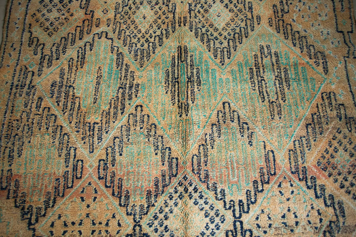 &quot;Laurel Light&quot; Vintage Beni Mguild Moroccan Rug - 9&#39;8&quot; x 5&#39;11&quot; ft