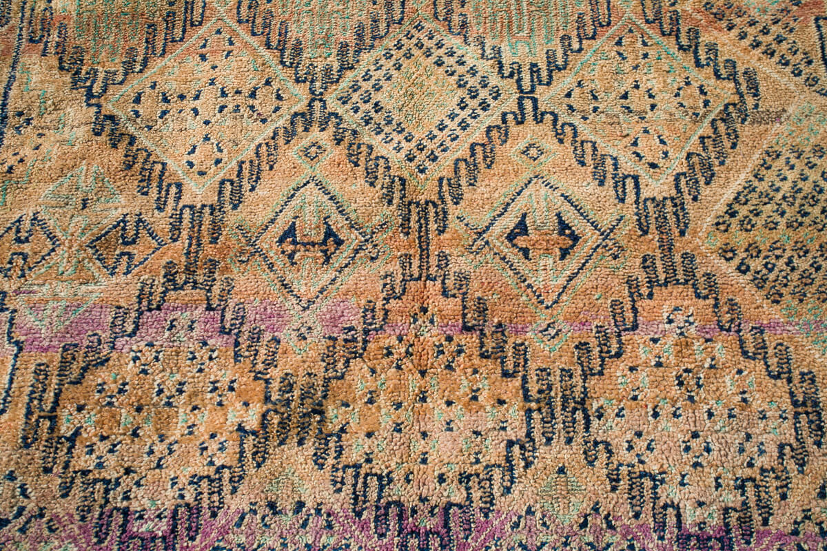 &quot;Laurel Light&quot; Vintage Beni Mguild Moroccan Rug - 9&#39;8&quot; x 5&#39;11&quot; ft