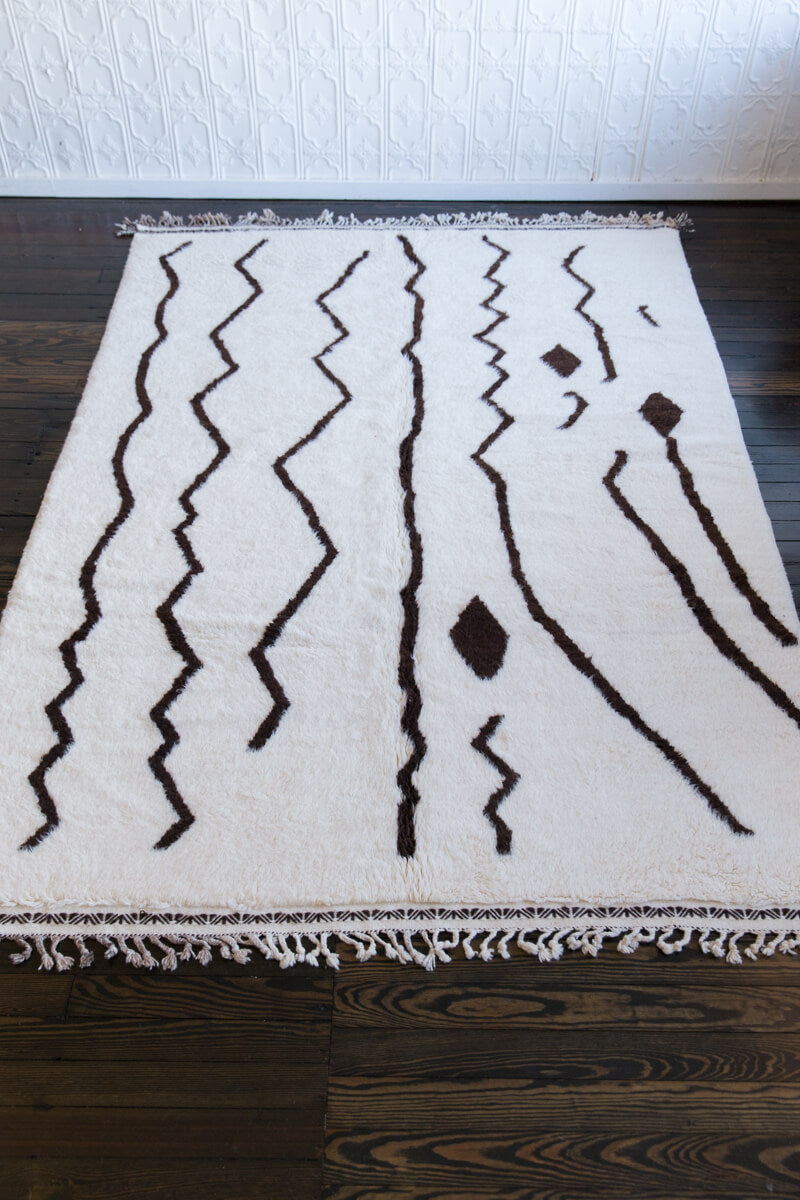 &quot;Lanes &amp; Lines&quot; Brown and Natural White Contemporary Moroccan Wool Rug - 8&#39;9&quot; x 6&#39;3&quot; ft (266x188 cm)