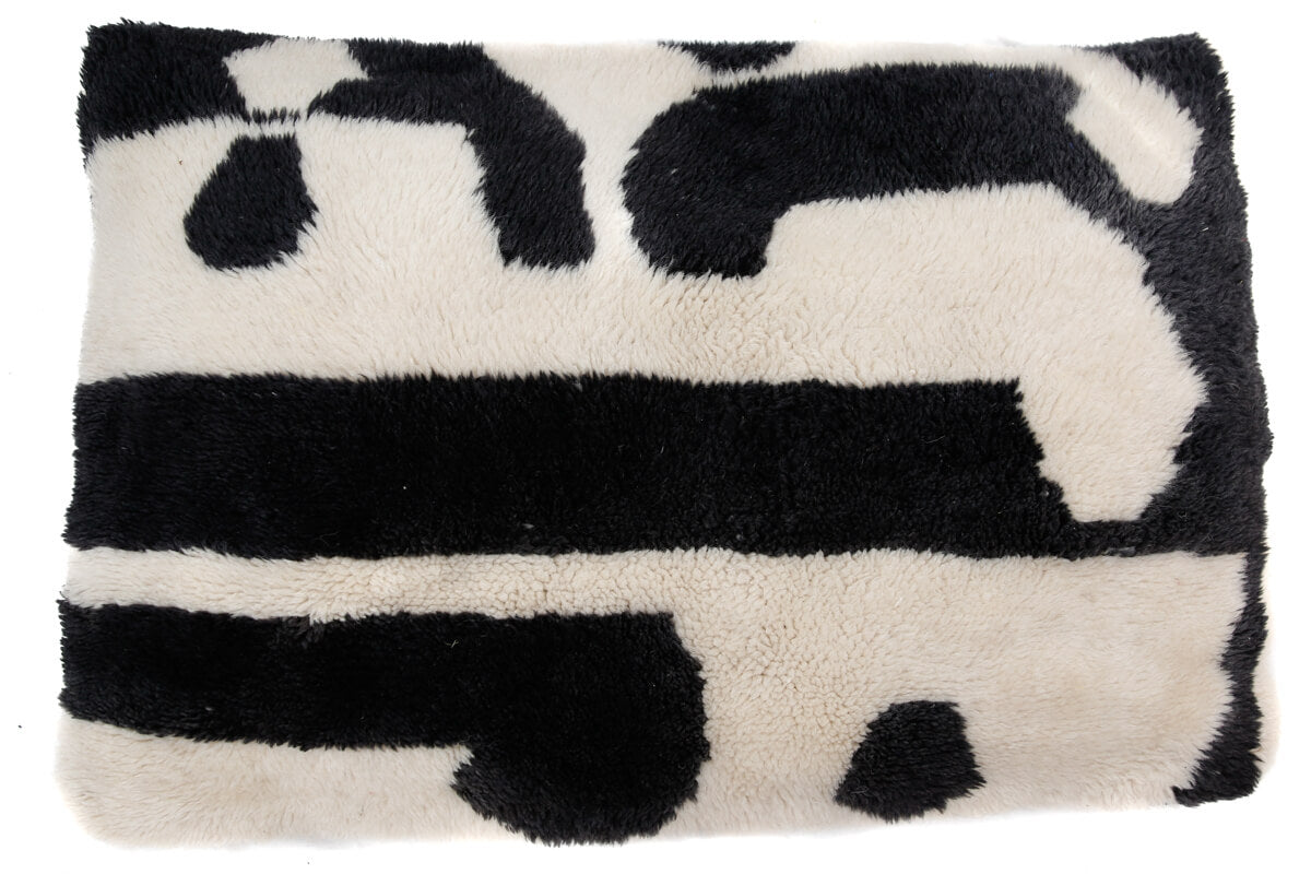 Double-sided Mrirt Wool Floor Pillow 02