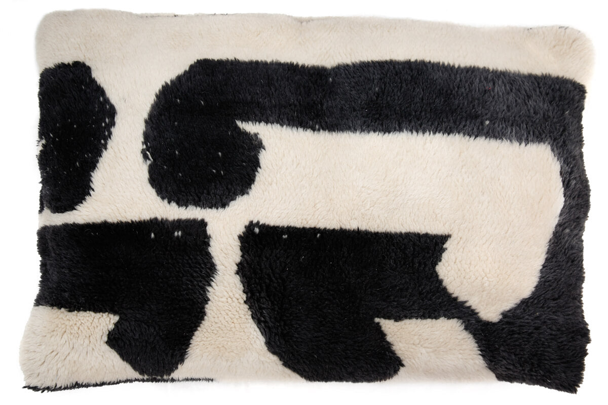 Double-sided Mrirt Wool Floor Pillow 02
